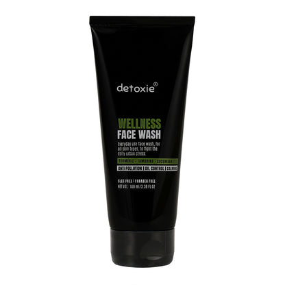 Detoxie Wellness The Unwind Experience Unisex Daily Urban Skin Protection & Care Kit